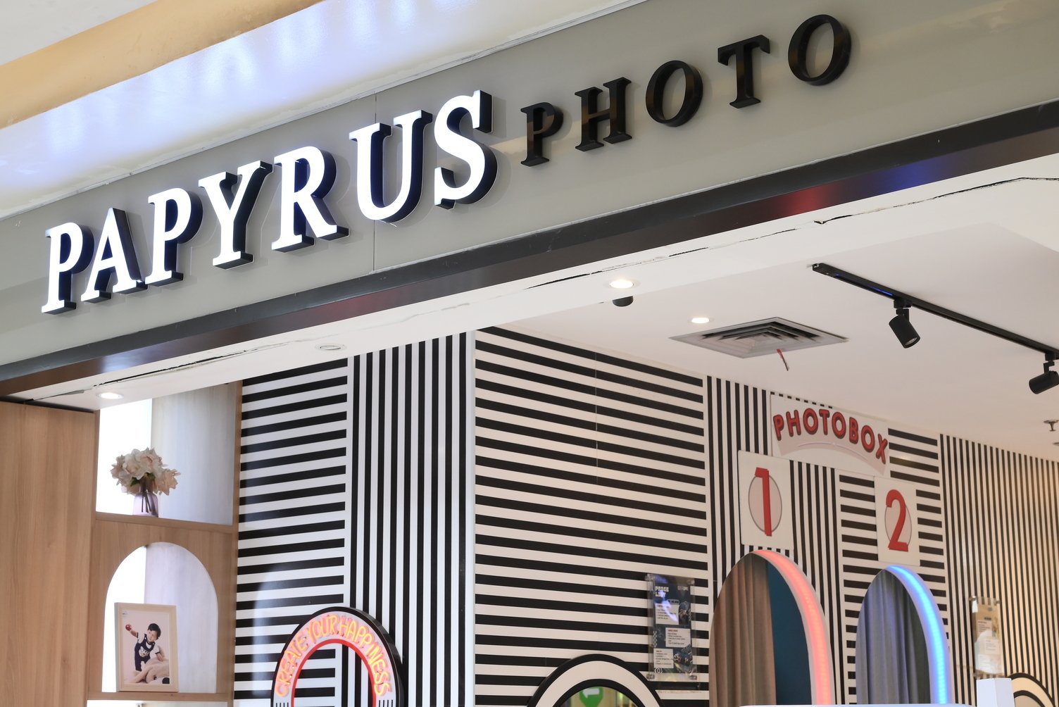 Galeri cabang Depok - Margo City