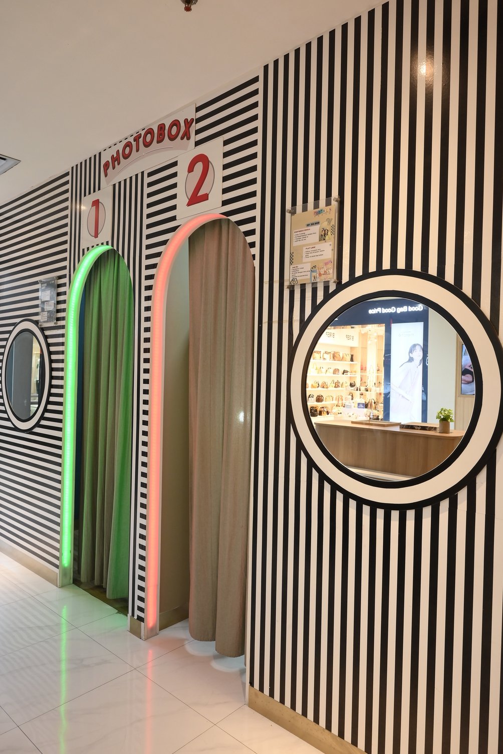 Galeri cabang Depok - Margo City